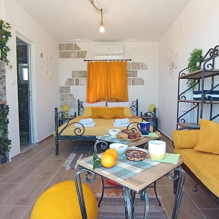 Lustica Apartments Exterior foto