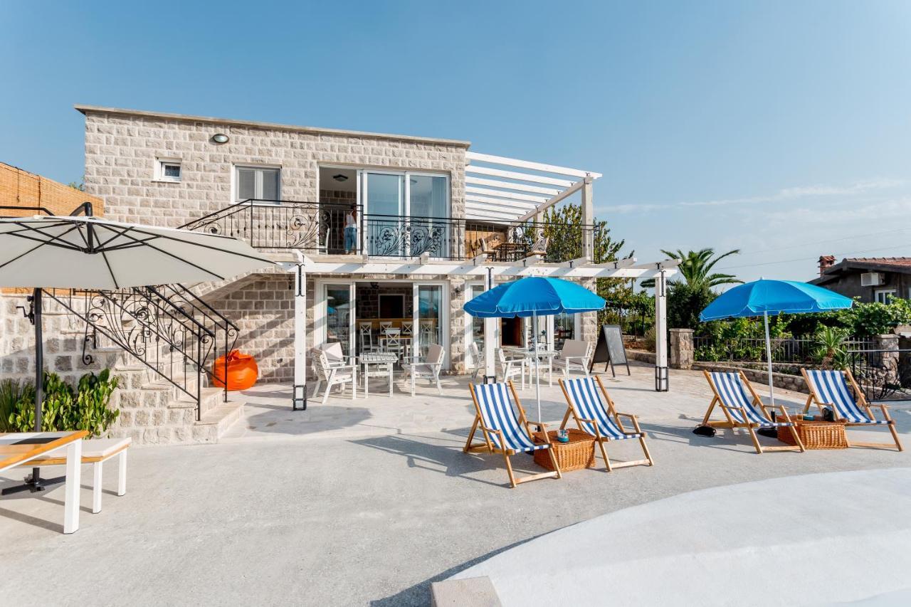 Lustica Apartments Exterior foto